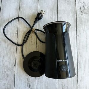 PREOWNED SIMPLE TASTE MILK FROTHER 1 BY ONE BLACK